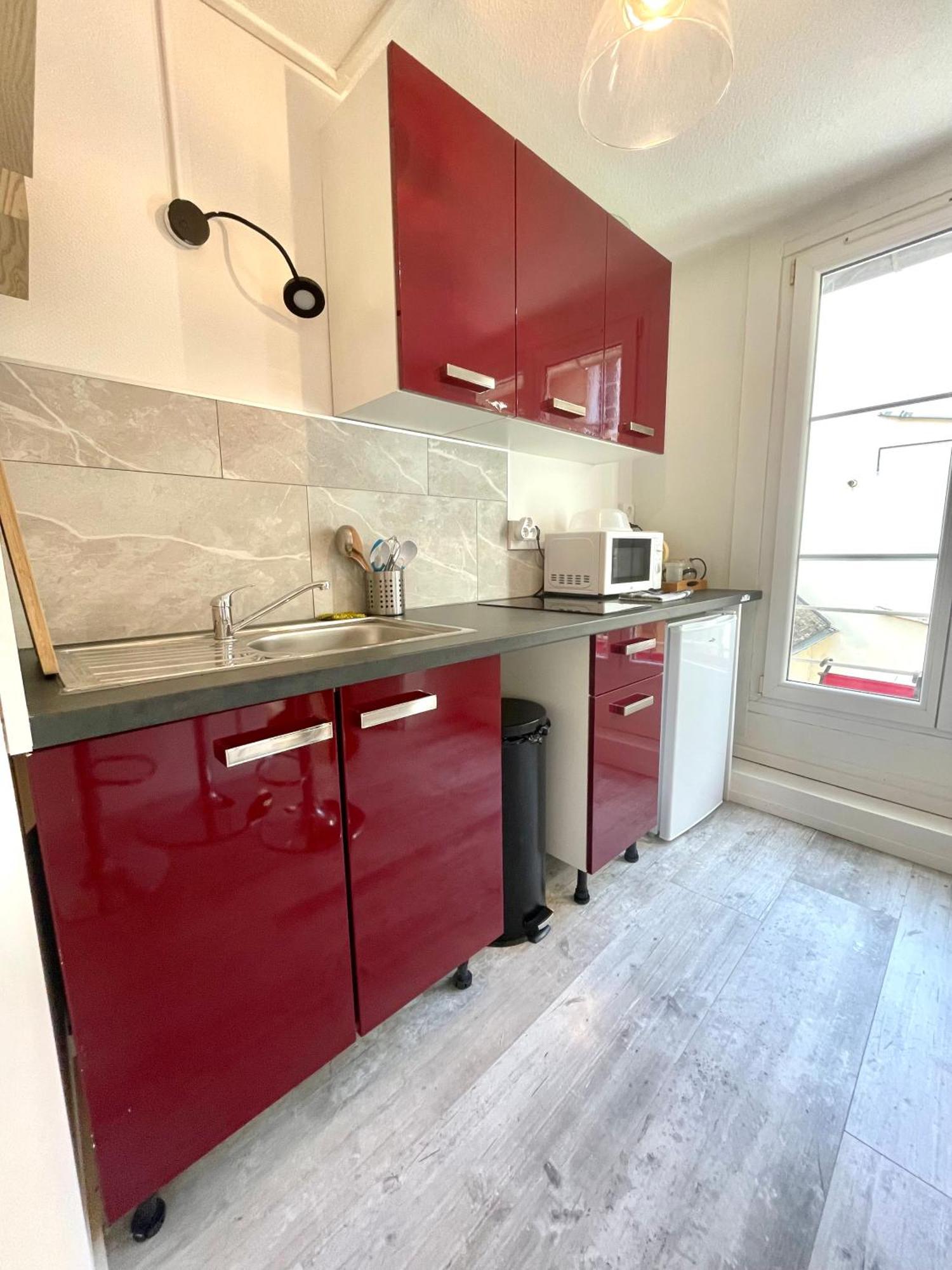 Le Victor Hugo Apartment Besancon Bagian luar foto